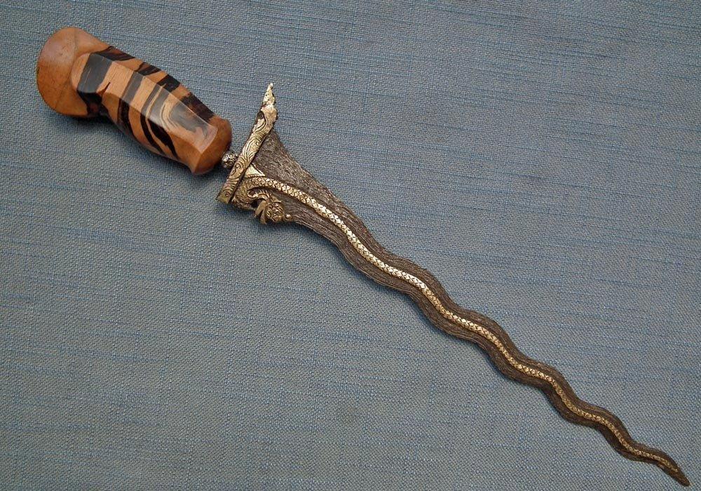 Antique Keris 19th-20th Century Indonesian Balinese Sword Dagger Naga Kris