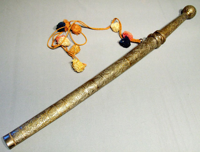 Antique Burmese Sword Dha Dah, 19th century
