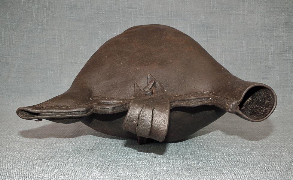 Antique 16th Century Turkish Ottoman Islamic Leather Water Flask Matara to sword