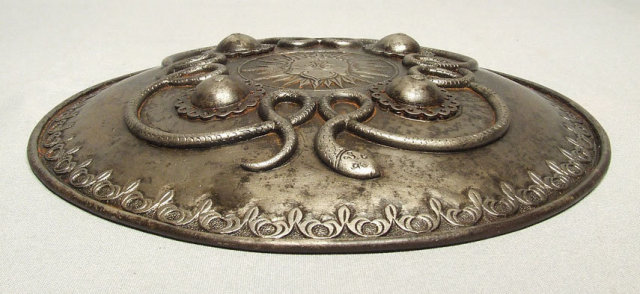 Antique Indo-Persian steel Shield Dhal Separ, 18th century