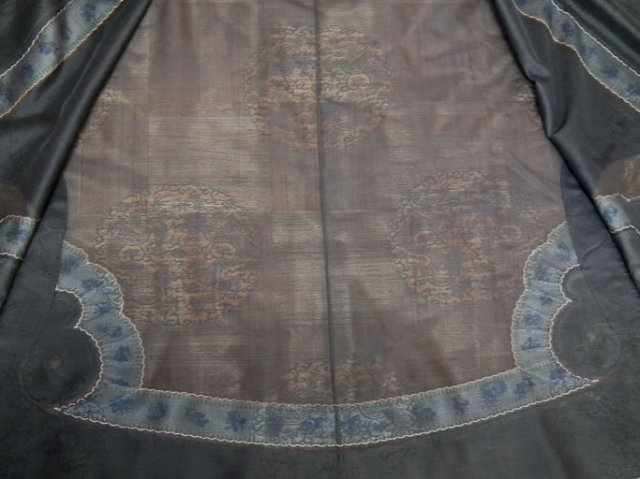 Antique Chinese Qing Dynasty Black Silk Sumer Robe