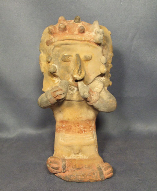 Antique Pre-Columbian Bahía Ceramic Figure
