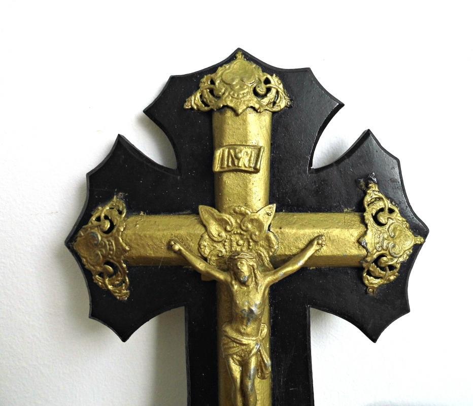 Antique Wall Cross Wood Hanging Crucifix Jesus Christ Vintage Ornate Black Gold Cross Catholic Religious Christian Decor Home Chapel Altar