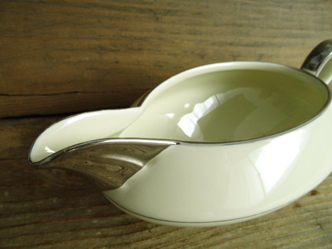 Antique Art Deco Gravy Sauce Boat Bowl Server Beige Silver Trim China Dining Transferware Art Nouveau H&C Haas Czjzek Bohemia Czechoslovakia
