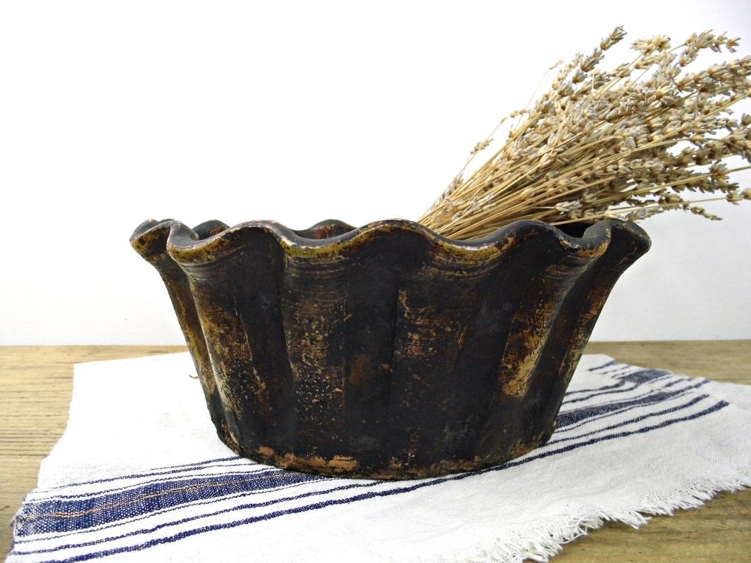 Antique French Pottery Cake Pan Mold Tube Vintage Clay Baking Pan Pudding Form Kugelhopf Jelly Bowl Round Bundt Rustic Country Kitchen Decor