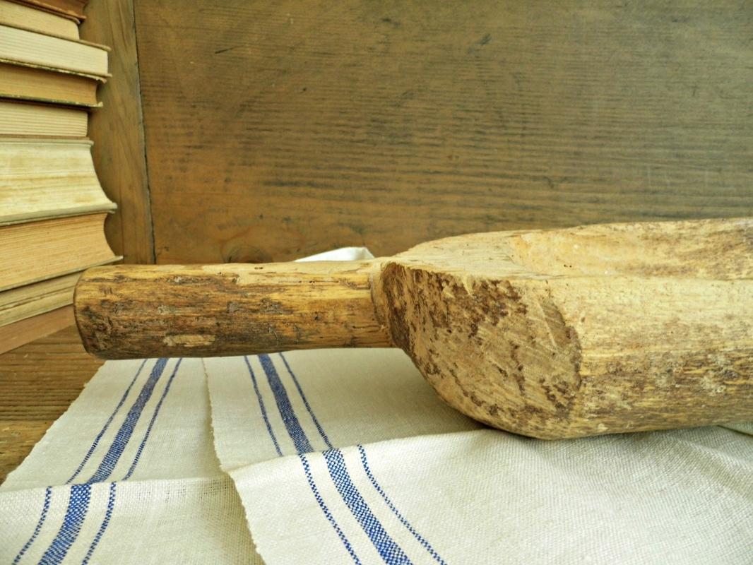 Antique Wood Grain Scoop Large Vintage Carved Measuring Spoon Primitive Wooden Farmhouse Rustic Kitchen Utensil Tool Country Cottage Decor