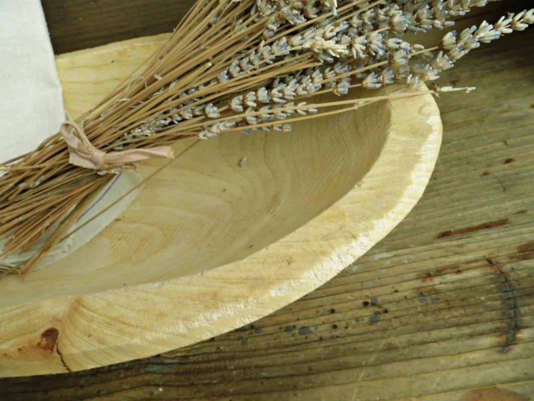 Vintage Large Wooden Dough Bowl Primitive Trencher Hand Carved Poplar Wood Decorative Dish Bowl Primitive Rustic Kitchen Farmhouse Decor