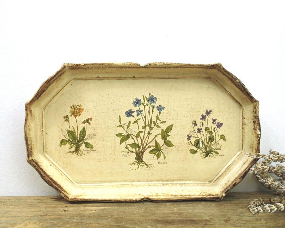 Vintage Italian Florentine Tray Wood Vanity Trinket Medicinal Herbs Beige Dresser Jewelry Tray Scallops Serving Platter Shabby Cottage Chic