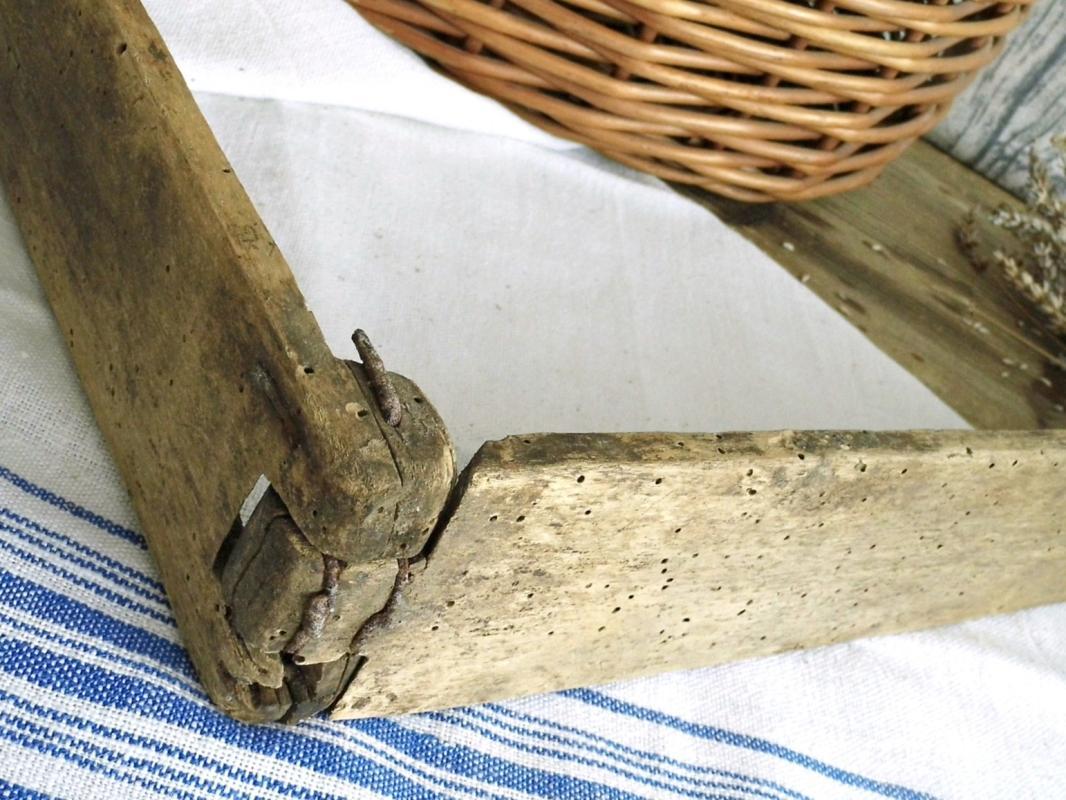 Antique French Wash Tongs Wood Carved Clothes Hand Wash Laundry Pincers Large Primitive Rustic Farmhouse Decor Laundry Tool Room Photo Prop