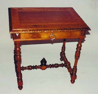 Louis XIII walnut table desk