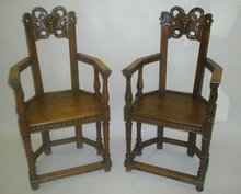 French Gothic Caquetoires