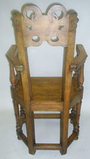 French Gothic Caquetoires