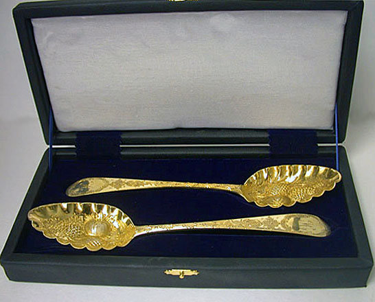 Scottish Georgian silver gilt Berry Spoons, Edinburgh 1799
