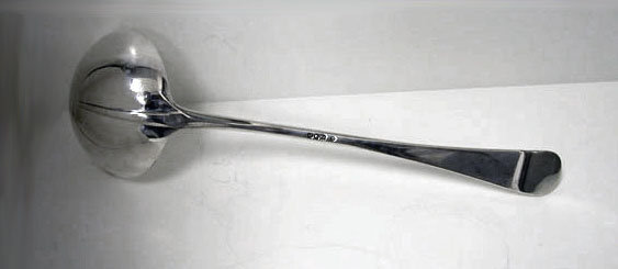 English Hanoverian Rat Tail Soup Ladle, London 1914, William Hutton & Sons