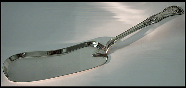 Irish Silver Slice or Crumb Scoop, Dublin 1855, John Smyth.