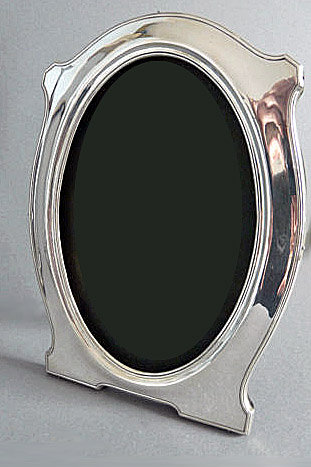 Art Nouveau English Silver Photograph Frame, Birmingham 1914, Hayes & Co.