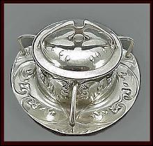 Art Nouveau Jugendstil Secessionist pewter Dish, Gerhardi, Germany C.1902