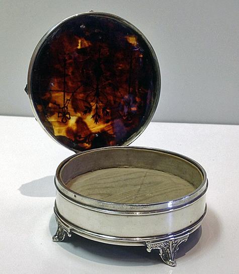 Silver faux tortoiseshell Box, London 1910, Mappin & Webb.