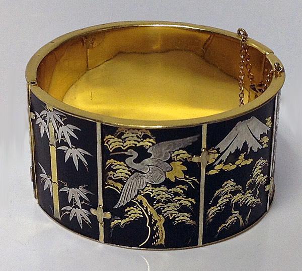 Antique Shakudo Bangle, C.1900.