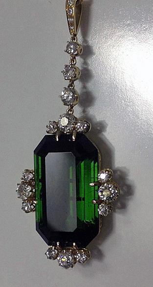 Fine Green Tourmaline and Diamond Pendant Necklace, 20th century