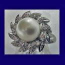18K Pearl and Diamond cluster Ring.