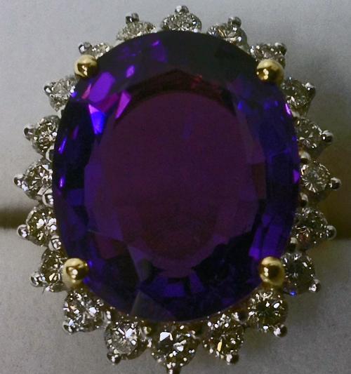 Amethyst Diamond Ring 18K.