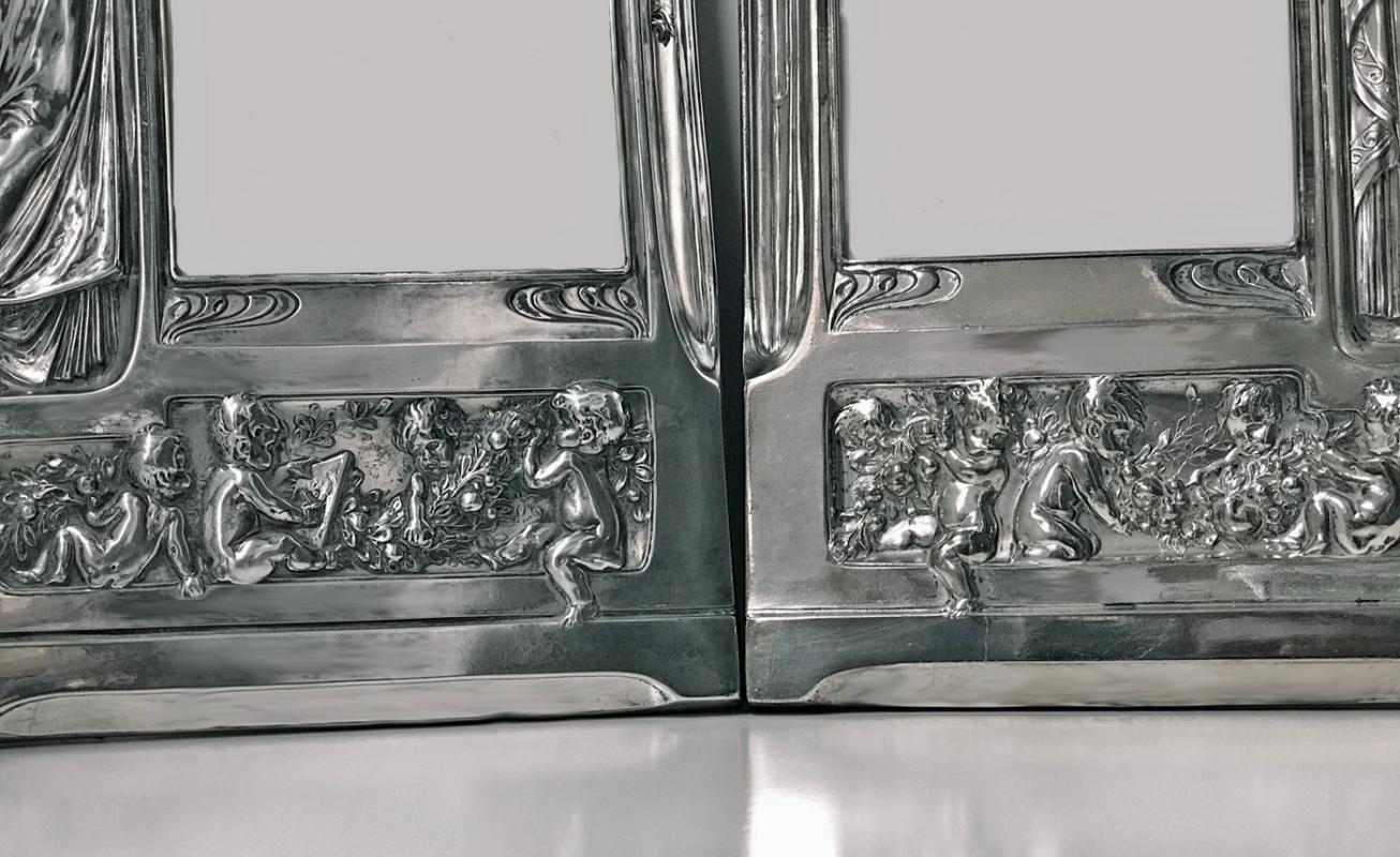 Pair of Art Nouveau large Silver Plate Photograph Frames, Germany C.1900.