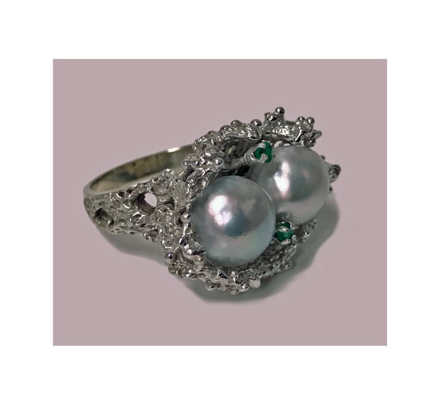 Modern Abstract Nugget 14K white Gold, Pearl and Emerald Ring, C.1970