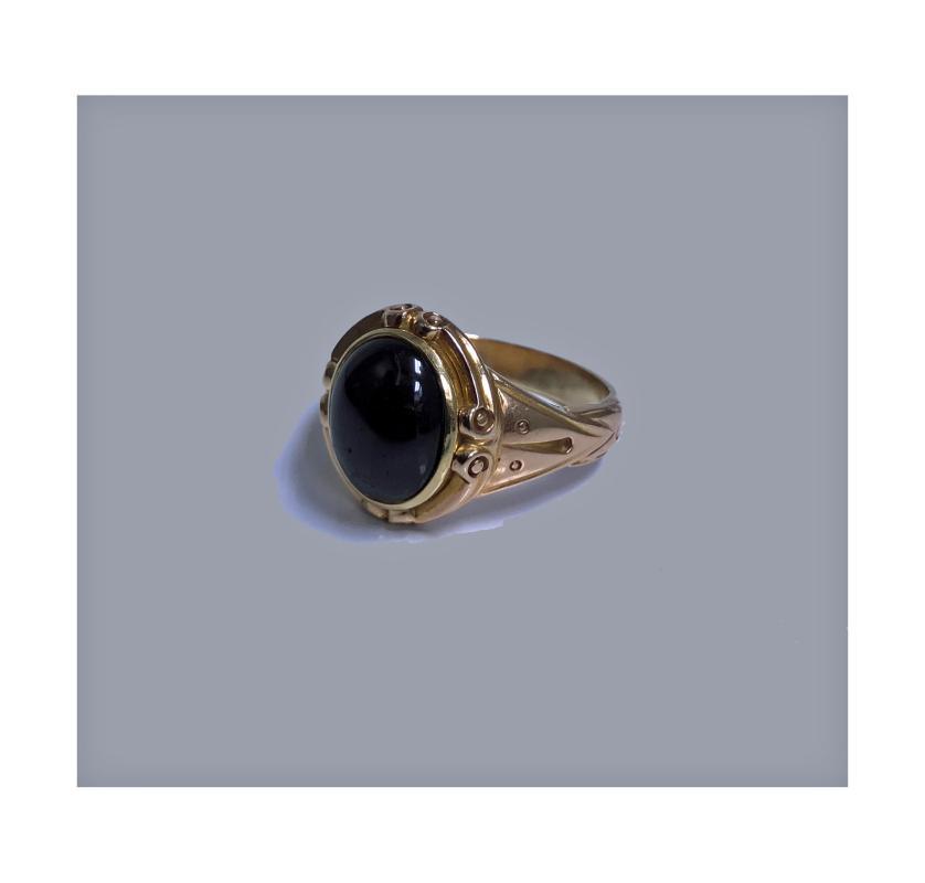 Antique 19th century 14K rose Gold carbuncle Ring, C.1880