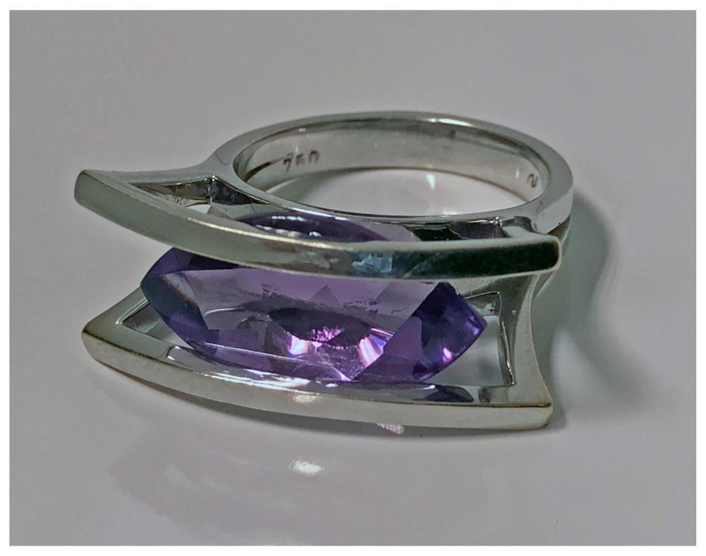 Modernist 18K white gold and Amethyst abstract Ring, 20th century