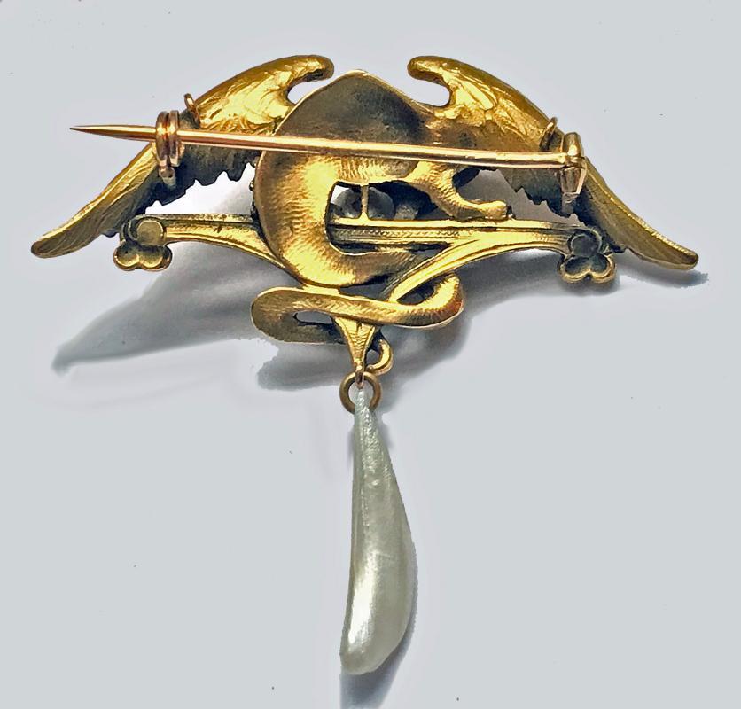 French Art Nouveau 18K mythological brooch Pendant, C.1900