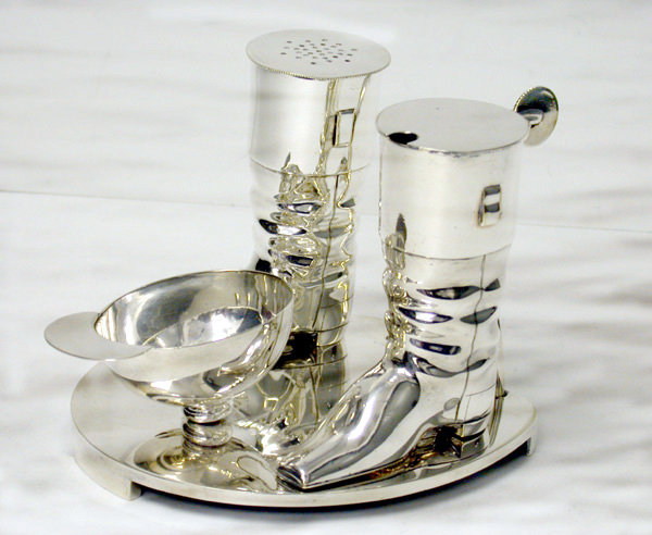 English riding compendium Condiment Set, H & L C.R. Collis C.1885