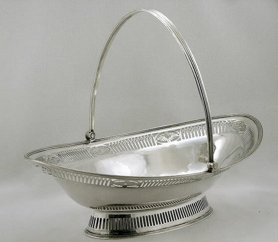 Georgian Silver Cake Basket, London 1787 William Plummer