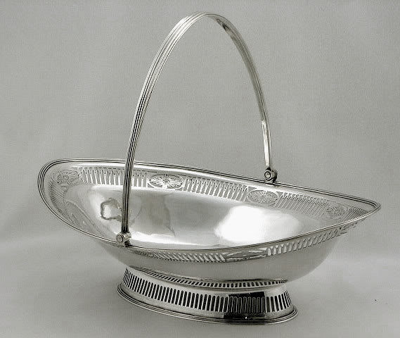 Georgian Silver Cake Basket, London 1787 William Plummer