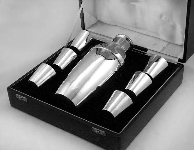 Rare Art Deco Sterling Silver Martini Cocktail Shaker Bar Set, C.1930.