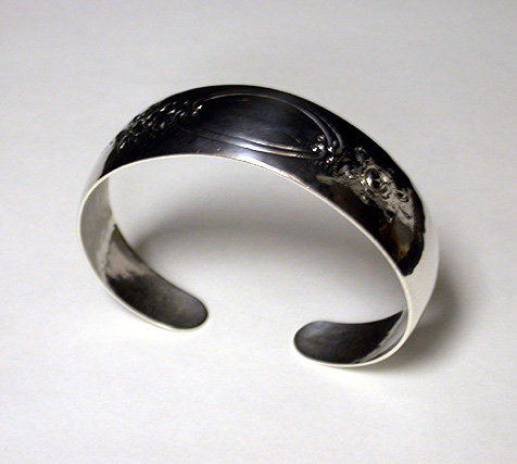 Randahl hand made hammered Sterling Bangle, Chicago C.1930.