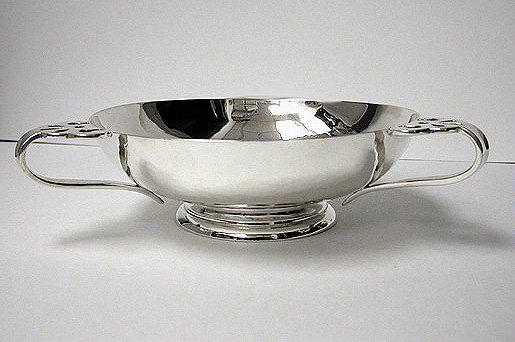 Arts Crafts Sterling Silver hammered Bowl, London 1901 Charles Edwards.