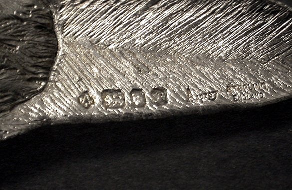 Pair of Asprey & Co heavy Silver Table Pheasants, London 1989.