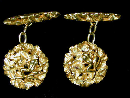 Pair of Art Nouveau 18K Frog cufflinks, C.1890