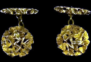 Pair of Art Nouveau 18K Frog cufflinks, C.1890