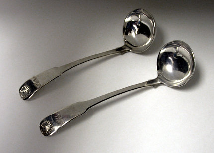 Pair of Scottish Georgian Silver Fiddle Shell Ladles, Edinburgh 1821