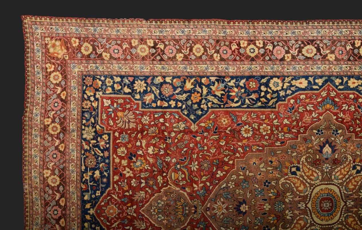 Ushak Rug
