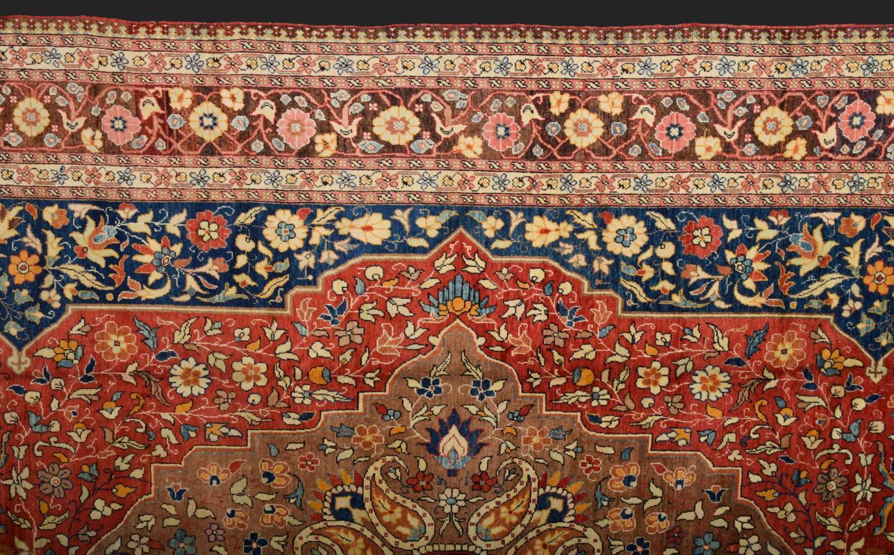 Ushak Rug