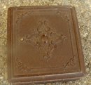 SMALL GUTTA PERCHA CASE WITH PRETTY LADY DAGUERREOTYPE
