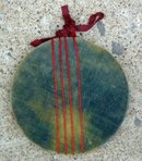 VICTORIAN VELVET STRAIGHT PIN HOLDER