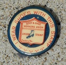 I WEAR SHOES WITH THIS STAMP- UNION MADE ADVERTISING CELLULOID PINBACK BUTTON