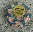 DREAMERIE FACE POWDER TIN