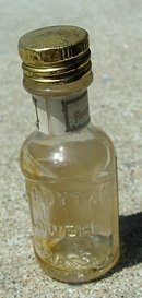 HOYT'S 15c COLOGNE BOTTLE