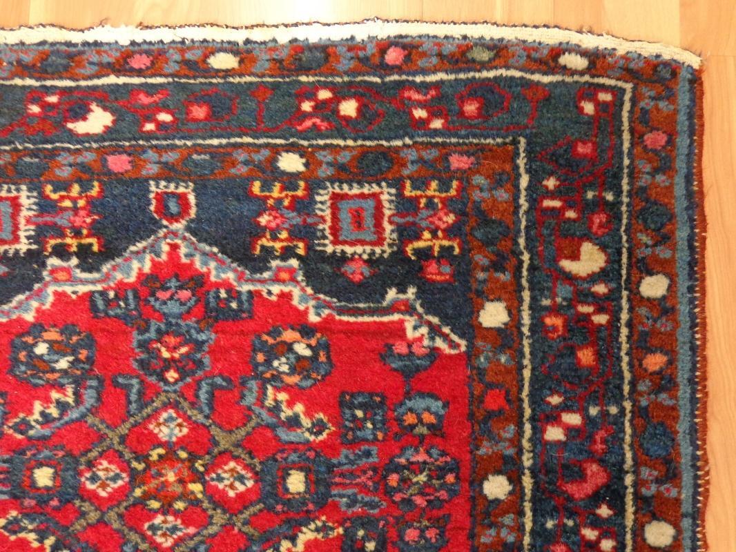 Vintage Rug Red Wool Oriental Rug 2' 8 x 4' 5 Hamedan