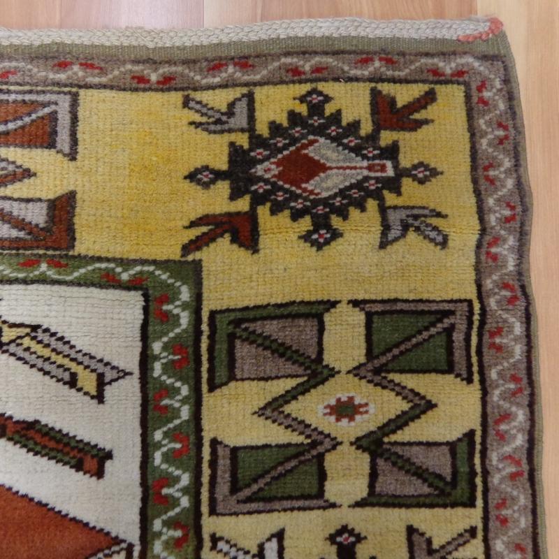 Hand Knotted Rug 2' 7 x 3' 11 Red Turkish Rug